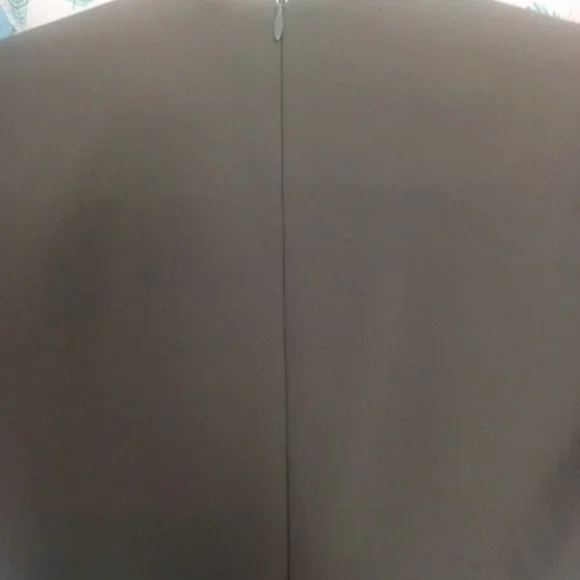 🥳HOST PICK🥳Nookie olive green bombshell plunge v neck body con midi dress (8) - Picture 7 of 9